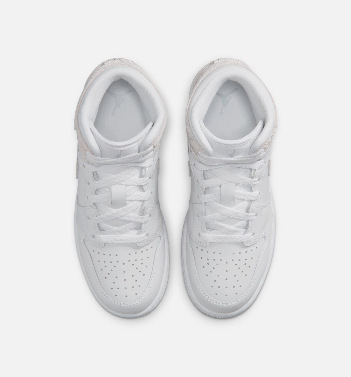 Air Jordan 1 Mid SE Grade School Lifestyle Shoe - WhiteField Silver