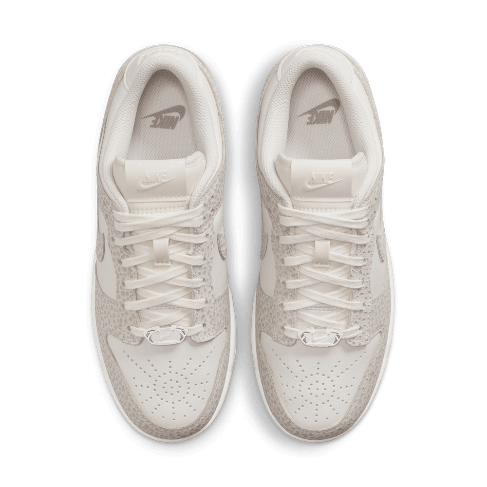 Wmns Nike Dunk Low Premium