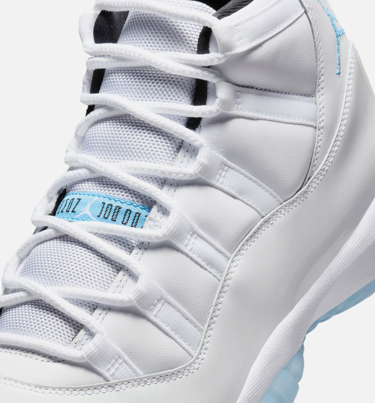 Air Jordan 11 Retro Legend Blue – Men's Lifestyle Shoe in White/Legend Blue/Black