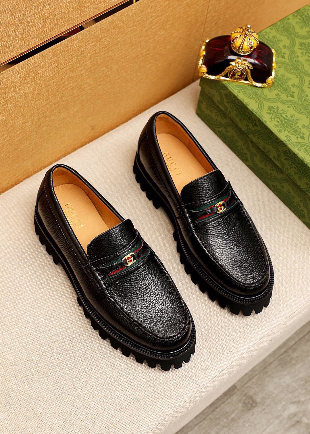 Gucci Black Metal-Bit Lug Sole Loafers