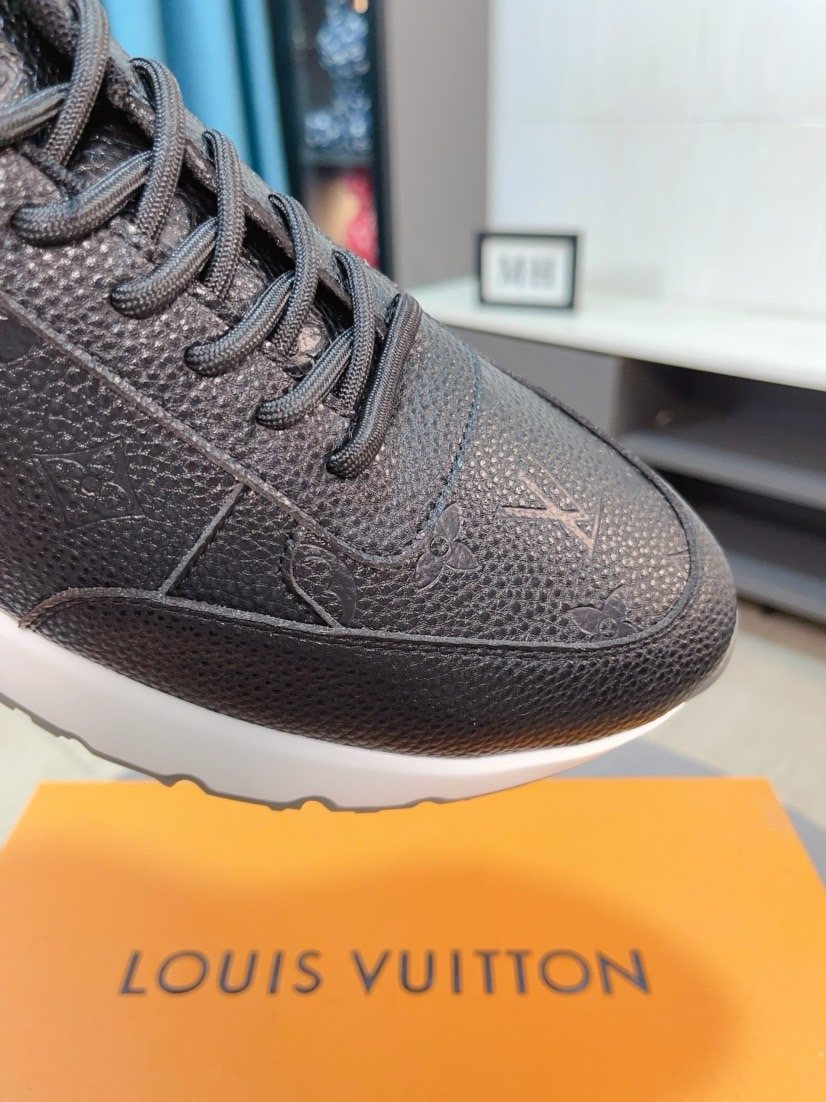 Louis Vuitton Men's Dark Brown Low-Top Sneakers
